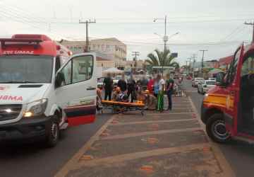 Colisão entre moto e bicicleta deixa ciclista ferida próximo a ponte de Aragarças