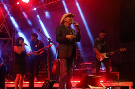 Cantor sertanejo Chrystian, da dupla com Ralf, morre aos 67 anos