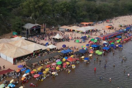 Em 2º ano consecutivo, Praia do Bosque em Barra do Garças atrai milhares de pessoas e vira destaque no estado.