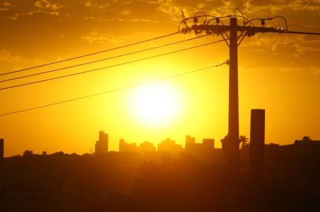 Cuiabá ultrapassa 44°C e registra a 2ª maior temperatura dos últimos 113 anos