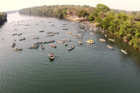 Deputados apresentam projeto para revogar lei que proíbe pesca comercial por 5 anos em MT