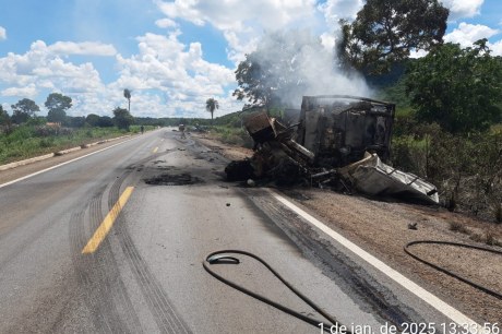 Politec identifica motorista de carreta carbonizada e três corpos encontrados enterrados em Várzea Grande