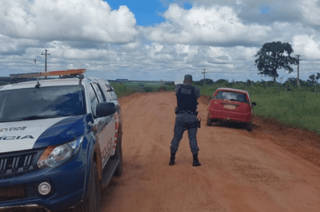 Polícia Militar prende suspeito e recupera veículo roubado na região de Itaquerê