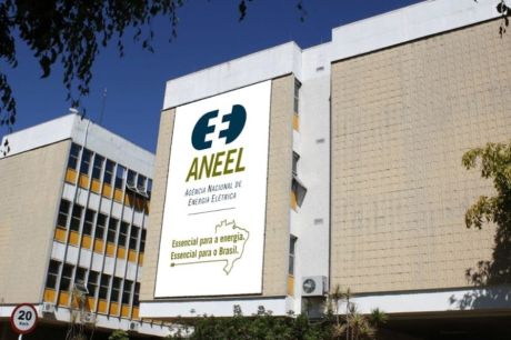 Enel Acuada: R$603 Milhões em Multas Suspensa na Justiça!