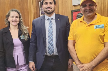 Pró-reitora do Campus Araguaia se reúne com deputado em Brasília para discutir melhorias na educação