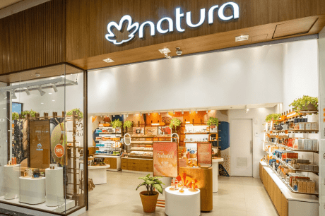 Natura&Co: Ações em Queda Livre Após Copom e Decisões de Bancos!